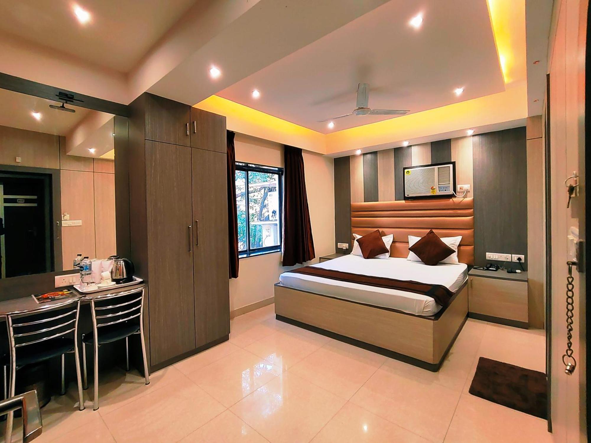 Hotel Steam Kolkata Exterior photo